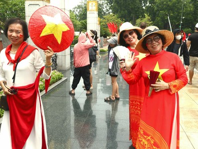 Presidente Díaz-Canel en Vietnam