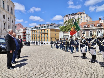 Visita oficial a la República Portuguesa