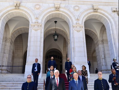 Visita oficial a la República Portuguesa