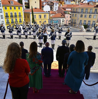 Visita oficial a la República Portuguesa