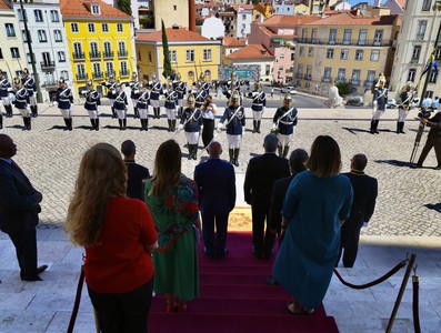 Visita oficial a la República Portuguesa