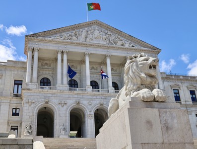 Visita oficial a la República Portuguesa