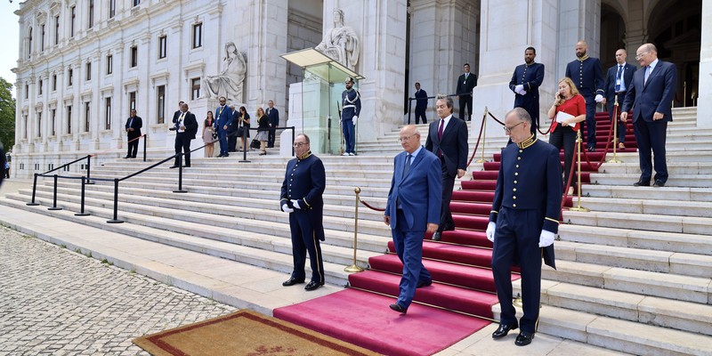Visita oficial a la República Portuguesa