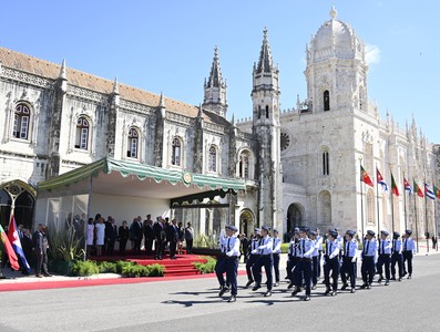 Visita oficial a la República Portuguesa