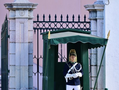 Visita oficial a la República Portuguesa