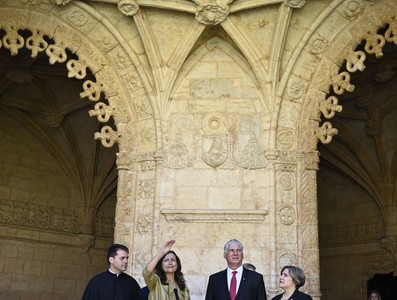 Visita oficial a la República Portuguesa