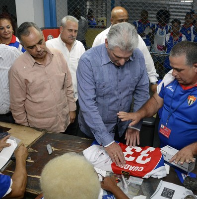 Recorrido de Trabajo Industrias Deportivas y XXXI Seminario de preparación curso escolar 2019-2020 Inder