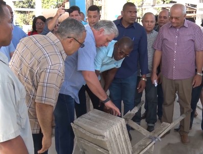 Recorrido por instalaciones y sitios de interés social en La Habana
