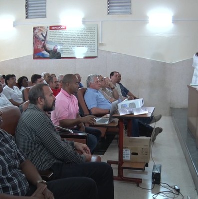 Recorrido por instalaciones y sitios de interés social en La Habana