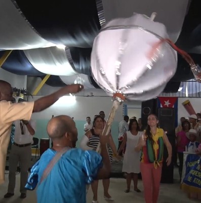 Recorrido por instalaciones y sitios de interés social en La Habana