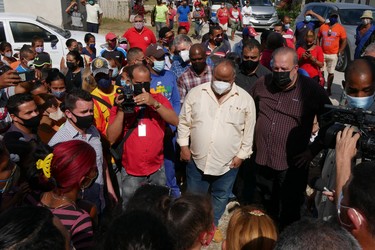 Recorrido del Primer Ministro, Manuel Marrero, por Granma 9