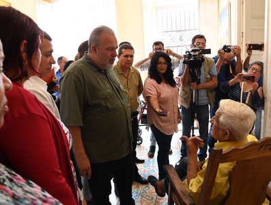 No son tiempos de dirigentes burócratas