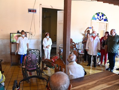 No son tiempos de dirigentes burócratas