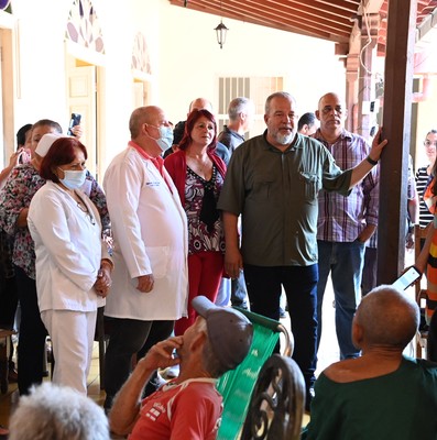 No son tiempos de dirigentes burócratas