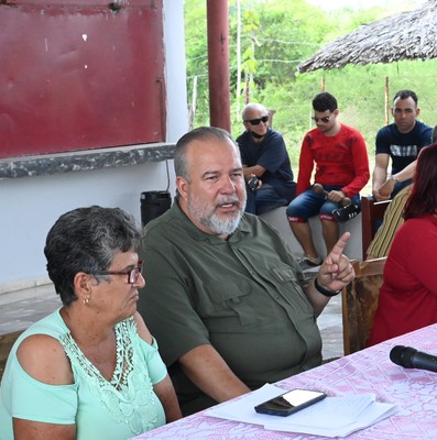 No son tiempos de dirigentes burócratas