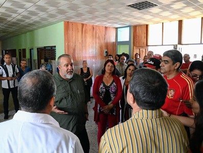 No son tiempos de dirigentes burócratas