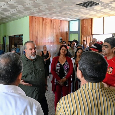 No son tiempos de dirigentes burócratas