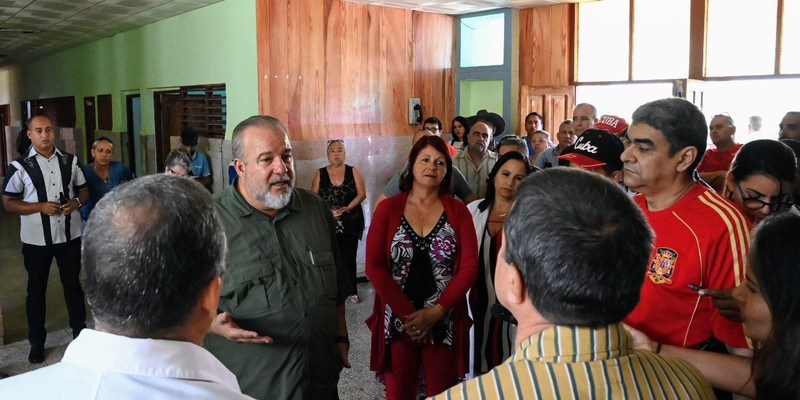 No son tiempos de dirigentes burócratas