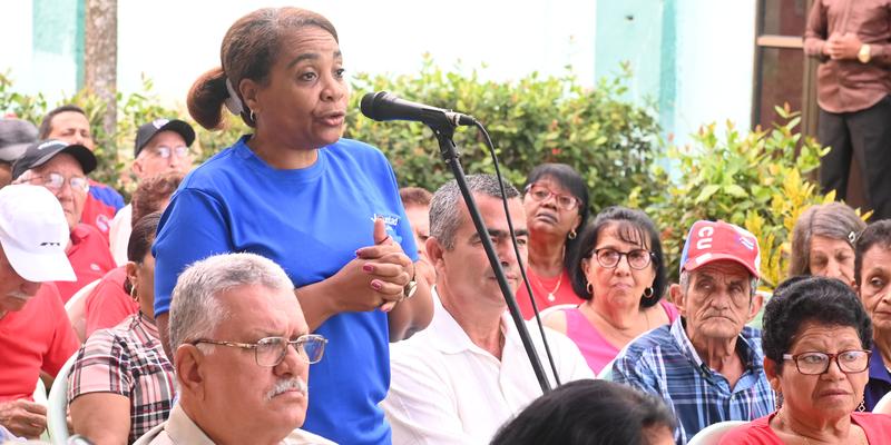 Los diputados y el pueblo vamos a seguir empujando el sol