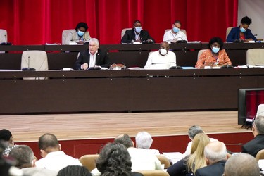 Trabajo previo al 8vo Período Ordinario de Sesiones de la IX Legislatura 30