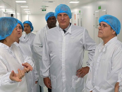 Presidente Díaz-Canel en Vietnam