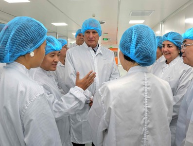 Presidente Díaz-Canel en Vietnam