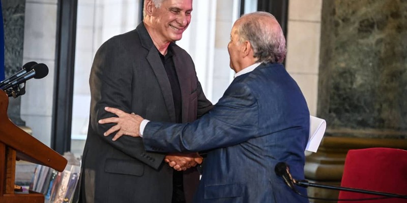 “25 para el 25” descrito por Díaz-Canel: “Un puente de papel y tinta que une a las juventudes de nuestra América”