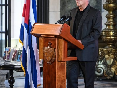 “25 para el 25” descrito por Díaz-Canel: “Un puente de papel y tinta que une a las juventudes de nuestra América”