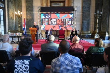 “25 para el 25” descrito por Díaz-Canel: “Un puente de papel y tinta que une a las juventudes de nuestra América” 8