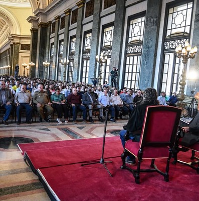 “25 para el 25” descrito por Díaz-Canel: “Un puente de papel y tinta que une a las juventudes de nuestra América”