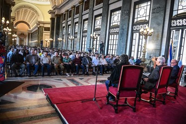 “25 para el 25” descrito por Díaz-Canel: “Un puente de papel y tinta que une a las juventudes de nuestra América” 23