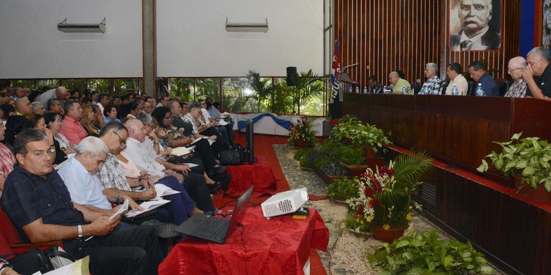 Segunda Visita Gubernamental a Holguín