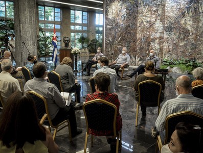Diálogo con periodistas cubanos