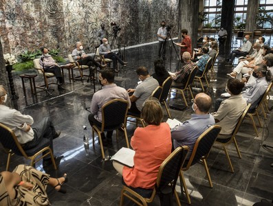 Diálogo con periodistas cubanos