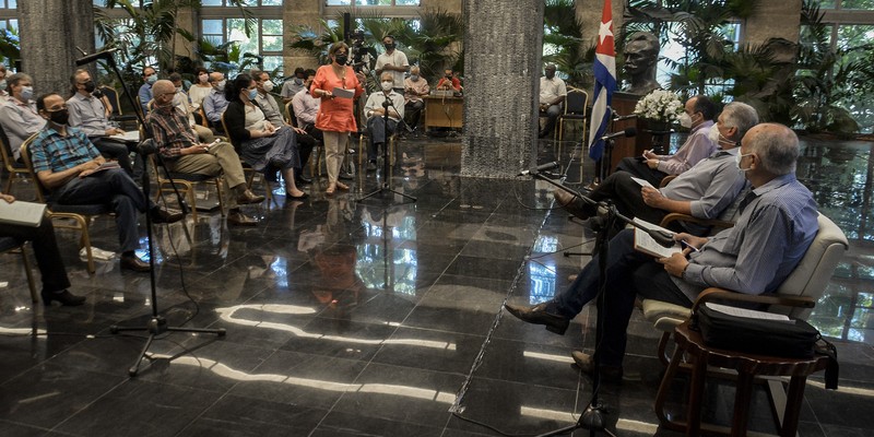 Diálogo con periodistas cubanos