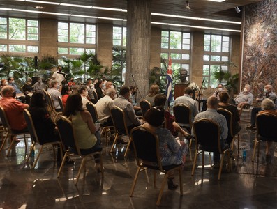 Diálogo con periodistas cubanos