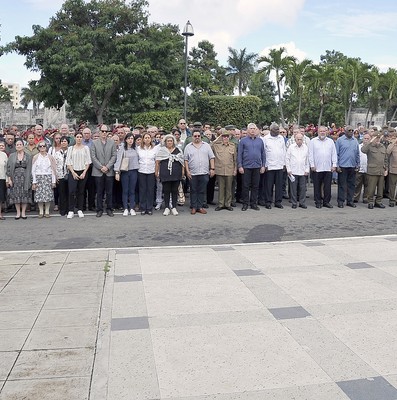 Encabezaron Raúl y Díaz-Canel las honras fúnebres a la destacada revolucionaria y pedagoga Asela de los Santos Tamayo