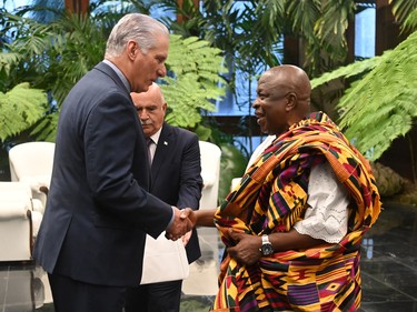 Recibe Díaz-Canel cartas credenciales de embajadores de diez países 6
