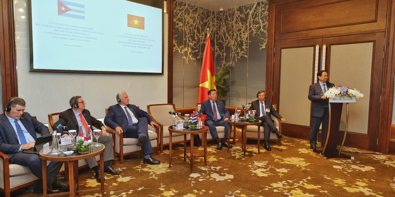 Presidente Díaz-Canel en Vietnam