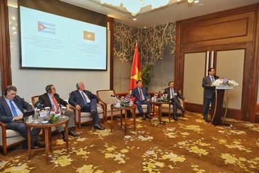 Encuentro con Empresarios 13