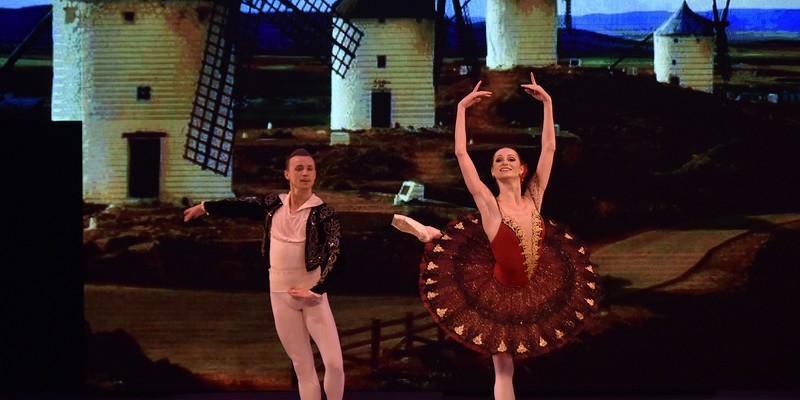 Comienzo de los festejos por el Aniversario 500 de la fundación de La Habana, Estrellas del Ballet de San Peterburgo