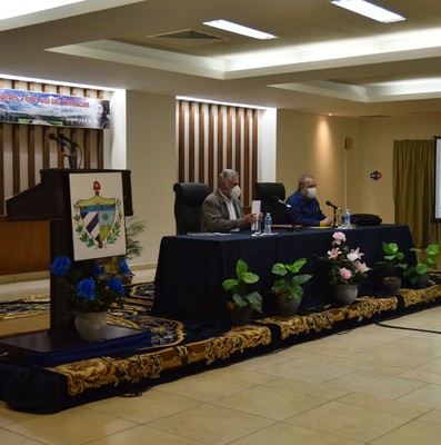 Encuentro con dirigentes provinciales y municipales - Ciego de Avila