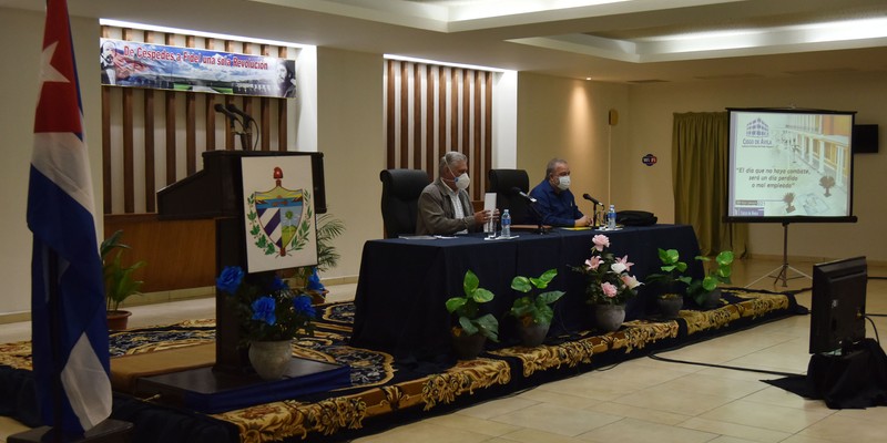 Encuentro con dirigentes provinciales y municipales - Ciego de Avila