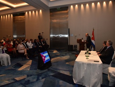 Visita Díaz-Canel a la Argentina