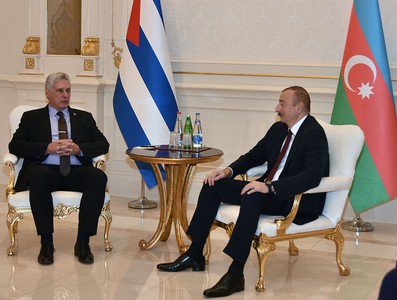 Miguel Díaz-Canel Bermúdez en Azerbaiyan para participar en XVIII Cumbre MNOAL