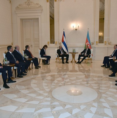 Miguel Díaz-Canel Bermúdez en Azerbaiyan para participar en XVIII Cumbre MNOAL