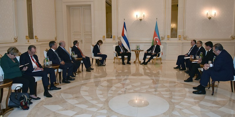 Miguel Díaz-Canel Bermúdez en Azerbaiyan para participar en XVIII Cumbre MNOAL