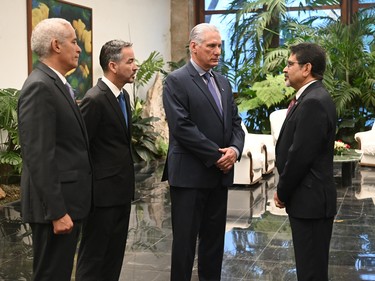 Recibe Díaz-Canel cartas credenciales de embajadores de diez países 10