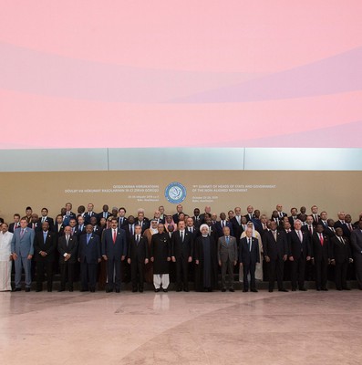 Miguel Díaz-Canel Bermúdez en Azerbaiyan para participar en XVIII Cumbre MNOAL