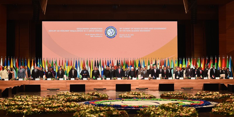 Miguel Díaz-Canel Bermúdez en Azerbaiyan para participar en XVIII Cumbre MNOAL